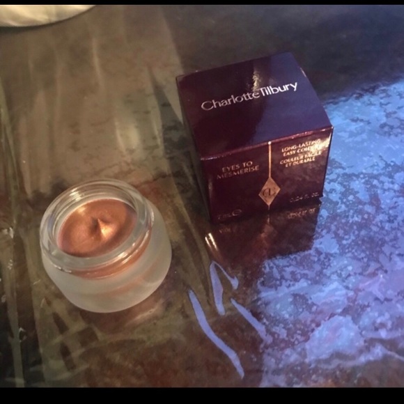 Other - Charlotte tilbury eyeshadow ⭐️ Gold